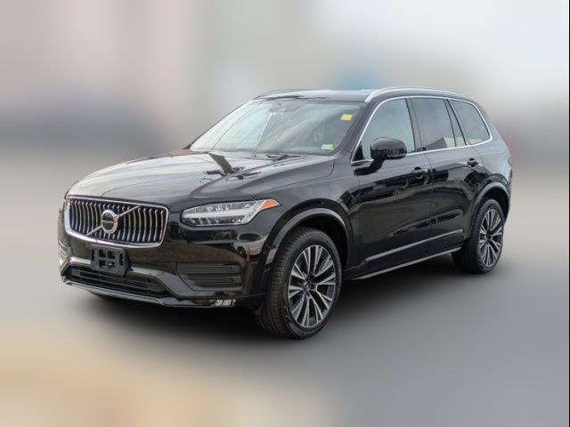 2022 Volvo XC90 Momentum