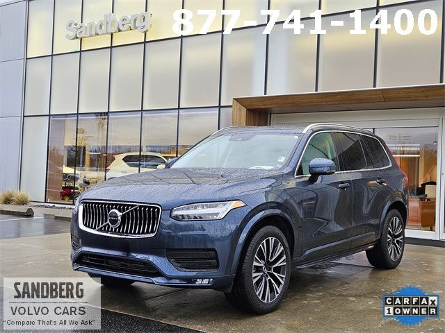 2022 Volvo XC90 Momentum