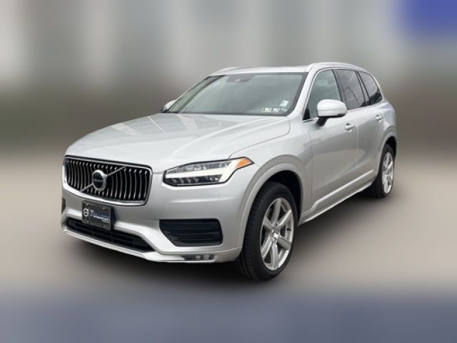 2022 Volvo XC90 Momentum