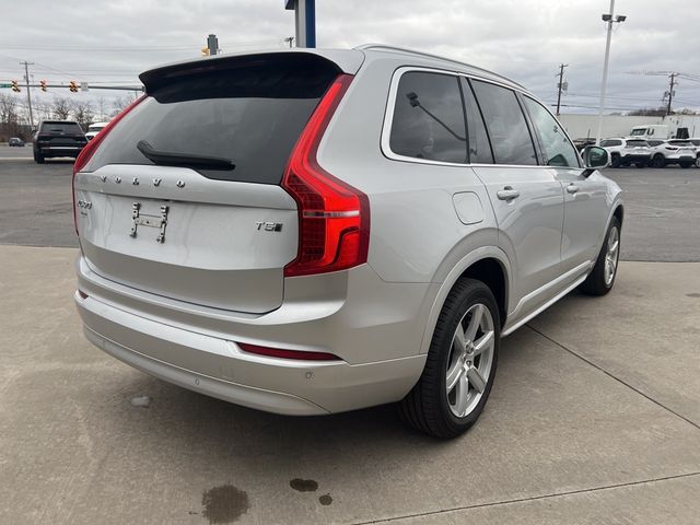 2022 Volvo XC90 Momentum