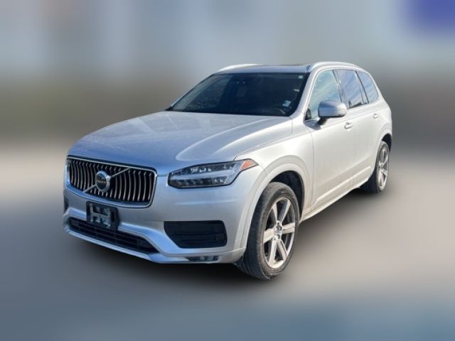 2022 Volvo XC90 Momentum