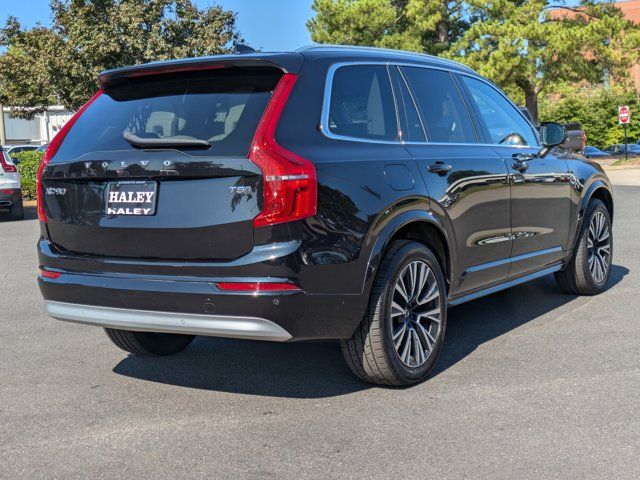 2022 Volvo XC90 Momentum