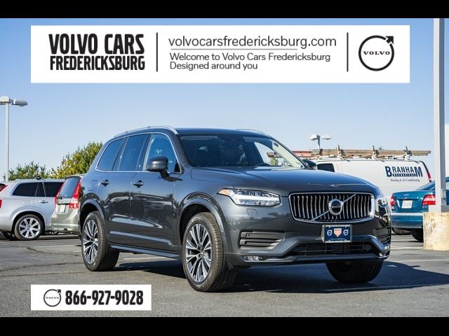 2022 Volvo XC90 Momentum