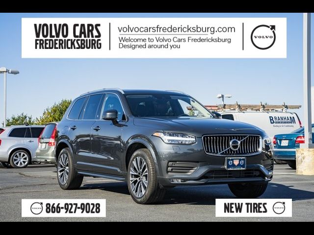 2022 Volvo XC90 Momentum