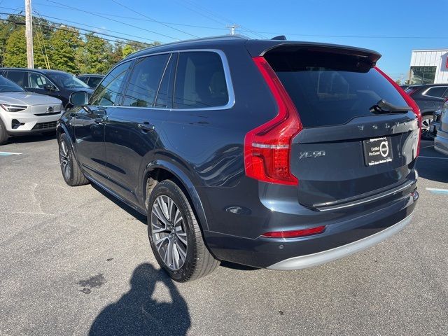 2022 Volvo XC90 Momentum