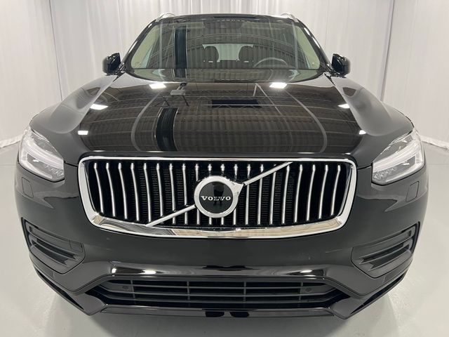 2022 Volvo XC90 Momentum