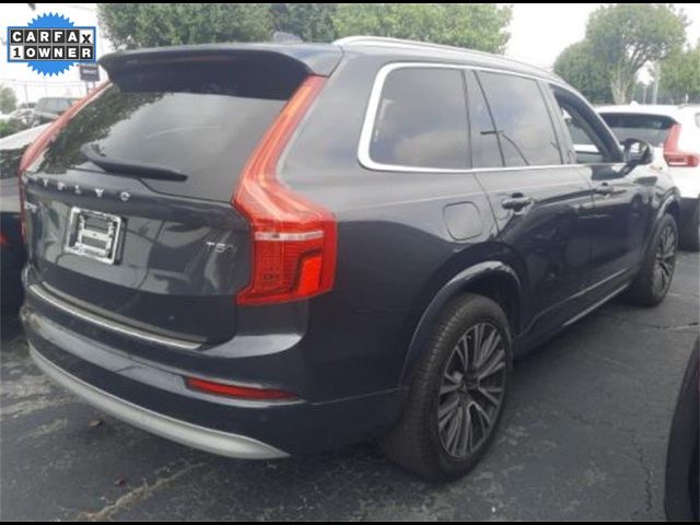 2022 Volvo XC90 Momentum