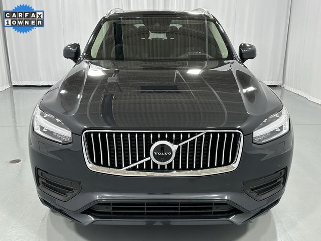 2022 Volvo XC90 Momentum