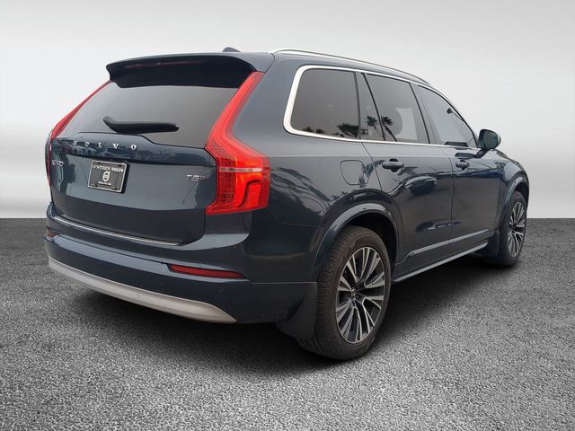 2022 Volvo XC90 Momentum