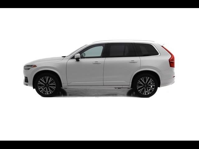 2022 Volvo XC90 Momentum