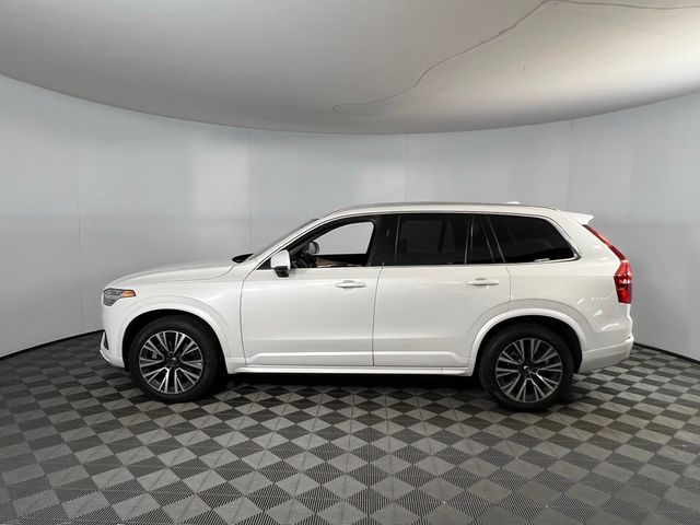 2022 Volvo XC90 Momentum