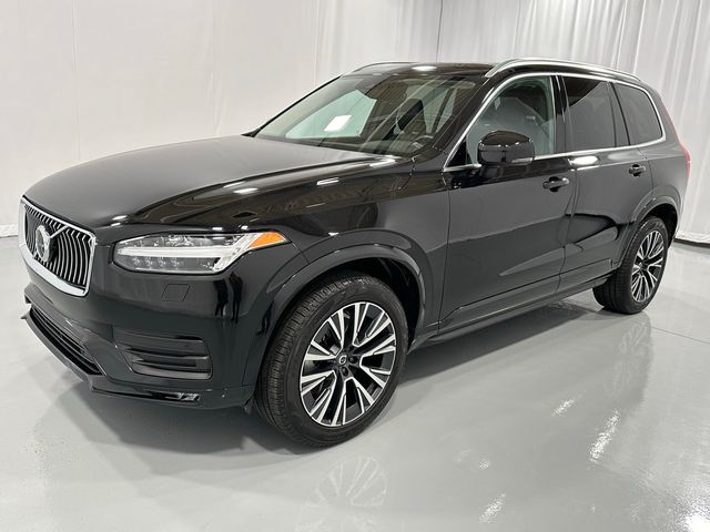 2022 Volvo XC90 Momentum