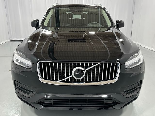 2022 Volvo XC90 Momentum