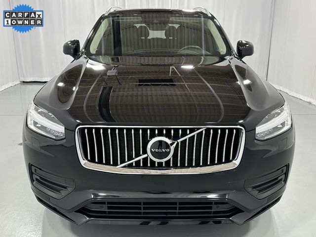 2022 Volvo XC90 Momentum