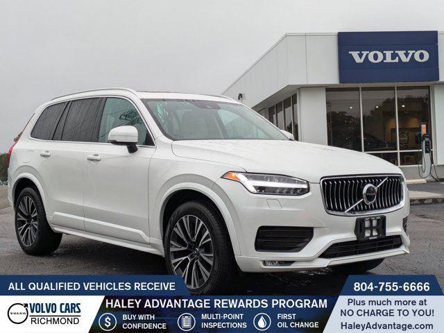 2022 Volvo XC90 Momentum