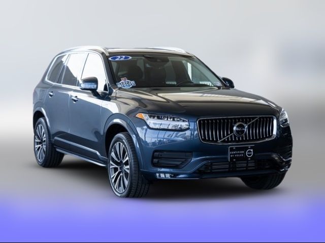 2022 Volvo XC90 Momentum