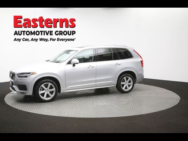 2022 Volvo XC90 Momentum