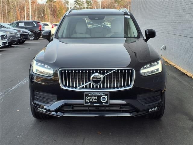 2022 Volvo XC90 Momentum