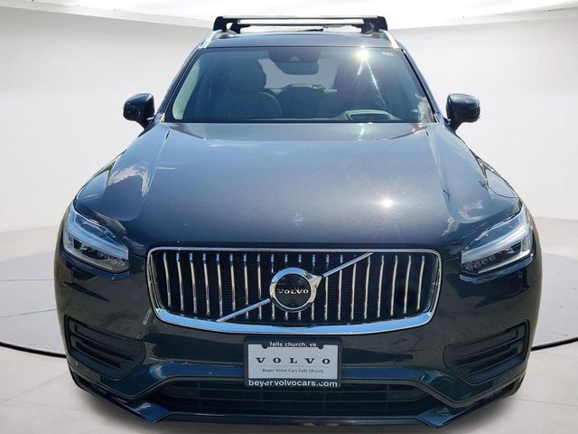 2022 Volvo XC90 Momentum