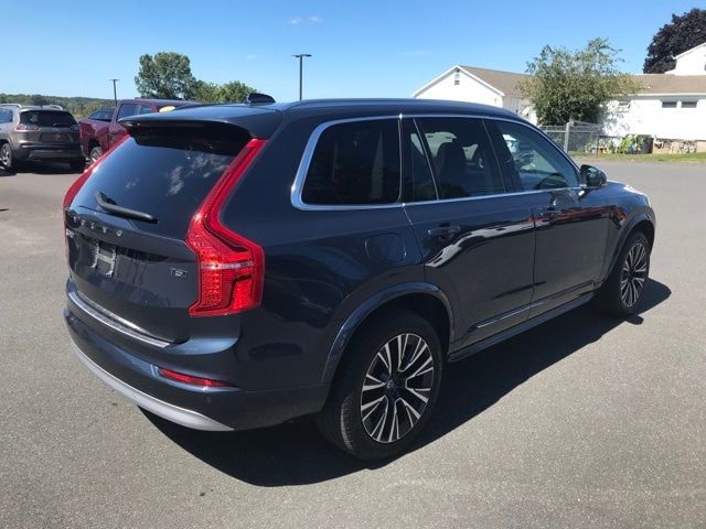 2022 Volvo XC90 Momentum