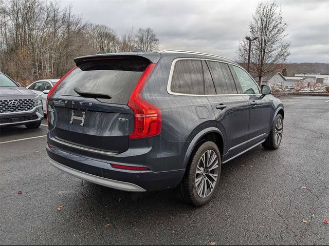 2022 Volvo XC90 Momentum