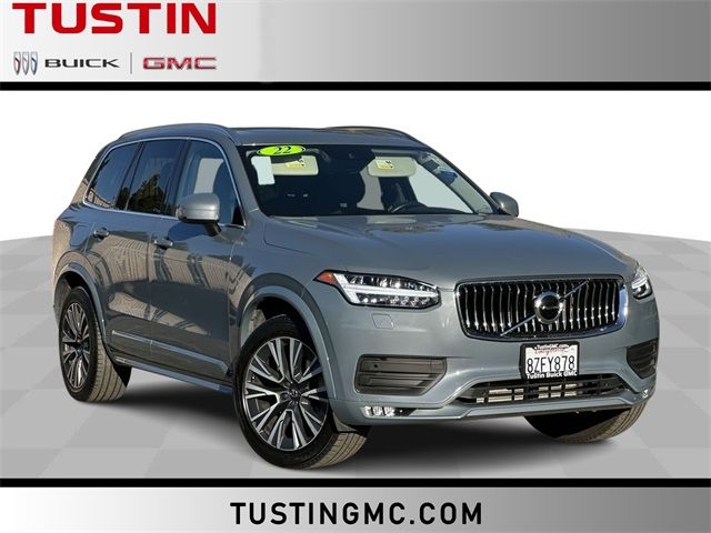 2022 Volvo XC90 Momentum