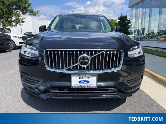 2022 Volvo XC90 Momentum