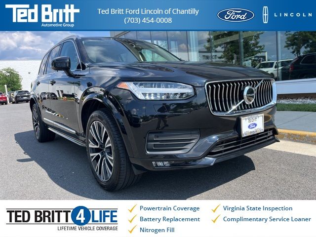 2022 Volvo XC90 Momentum