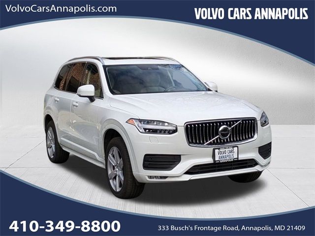 2022 Volvo XC90 Momentum