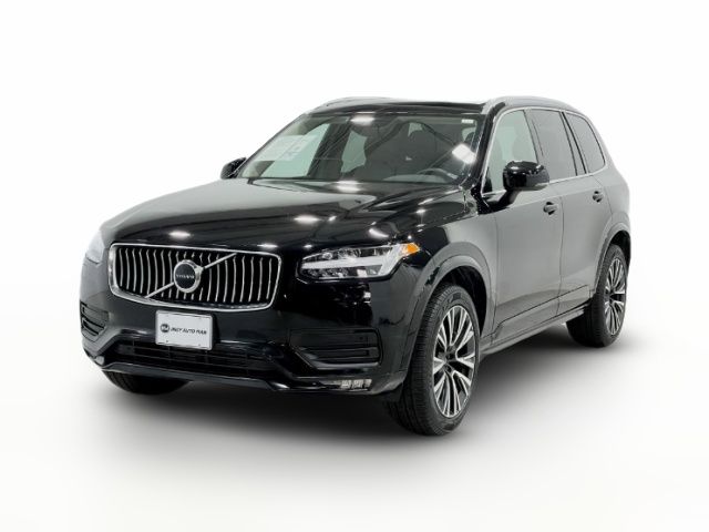 2022 Volvo XC90 Momentum