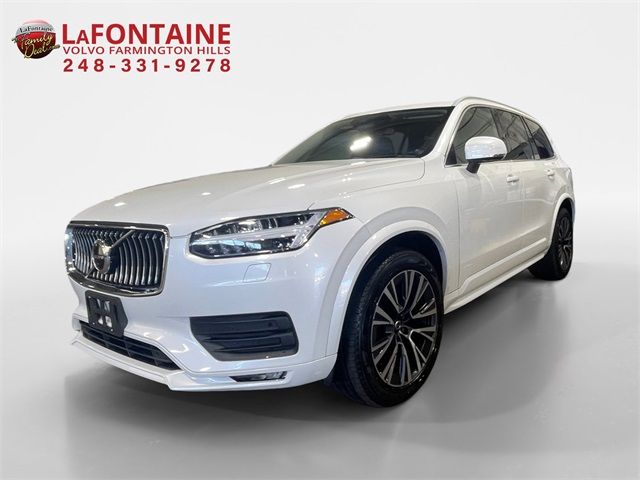 2022 Volvo XC90 Momentum