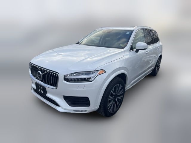 2022 Volvo XC90 Momentum