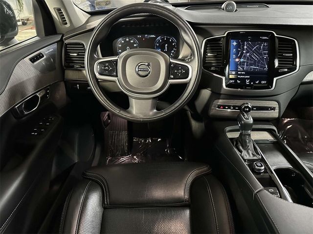 2022 Volvo XC90 Inscription