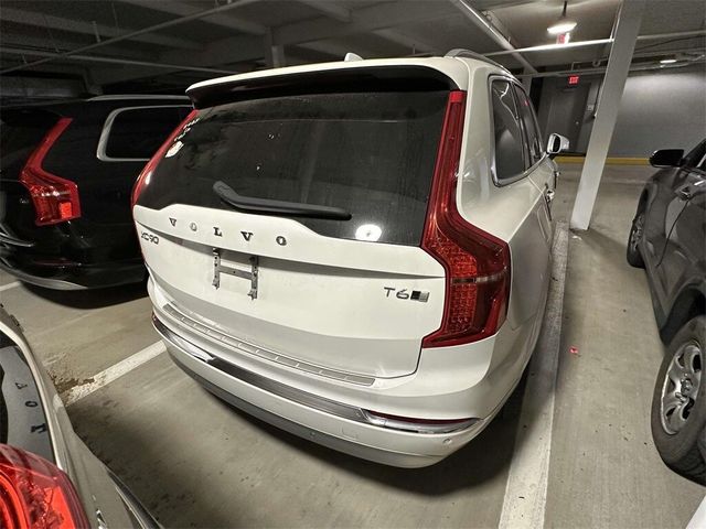 2022 Volvo XC90 Inscription