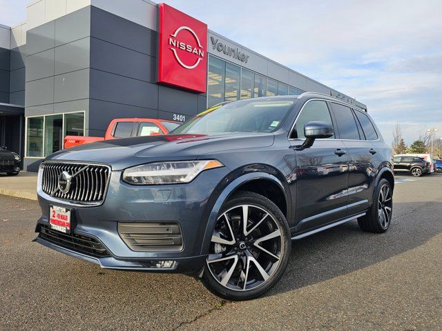 2022 Volvo XC90 Momentum