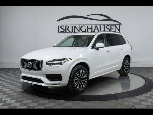 2022 Volvo XC90 Momentum