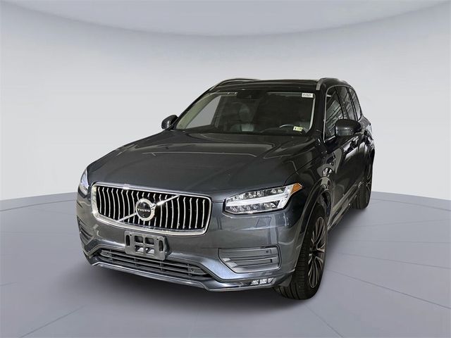 2022 Volvo XC90 Momentum