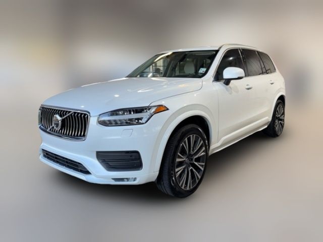 2022 Volvo XC90 Momentum