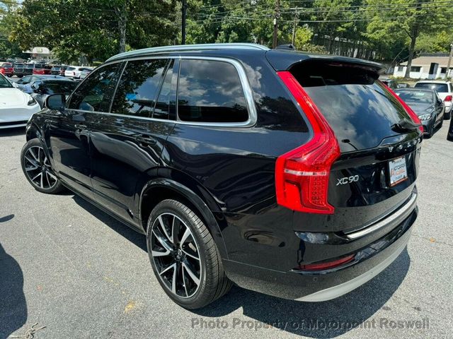 2022 Volvo XC90 Momentum