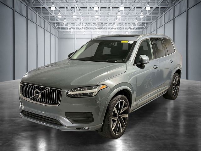 2022 Volvo XC90 Momentum