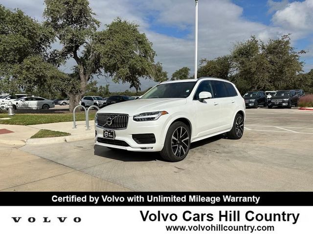 2022 Volvo XC90 Momentum