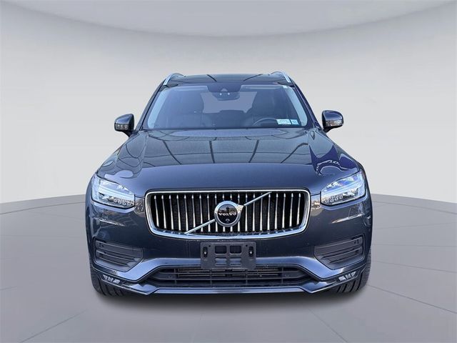 2022 Volvo XC90 Momentum