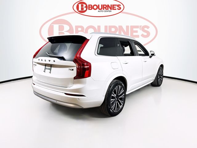 2022 Volvo XC90 Momentum