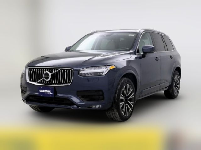 2022 Volvo XC90 Momentum