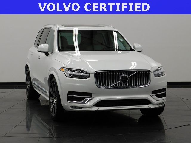 2022 Volvo XC90 Inscription