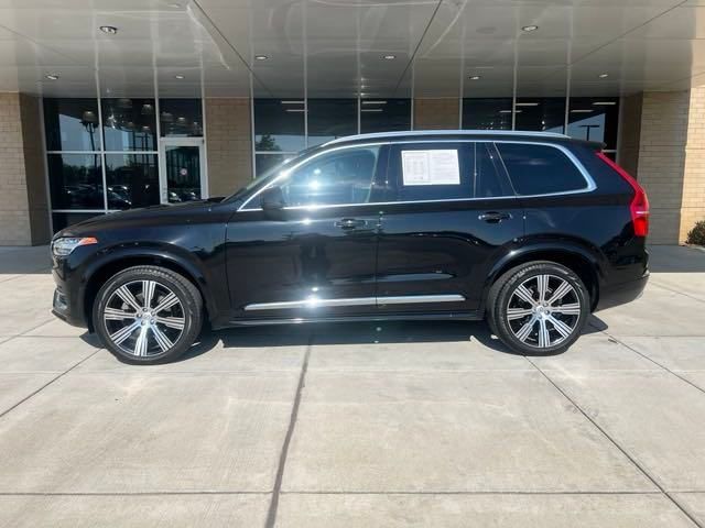 2022 Volvo XC90 Inscription