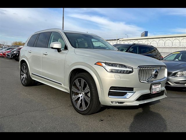 2022 Volvo XC90 Inscription