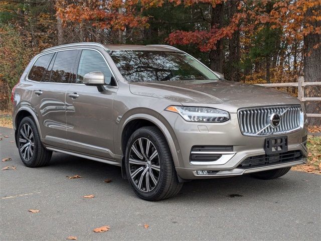 2022 Volvo XC90 Inscription