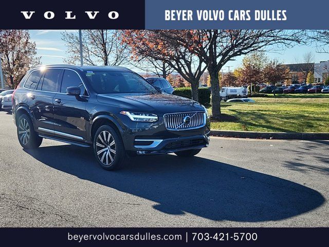 2022 Volvo XC90 Inscription