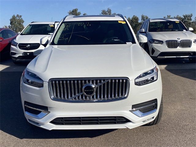 2022 Volvo XC90 Inscription